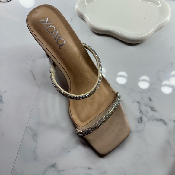 Heels - Picture 8 of 8